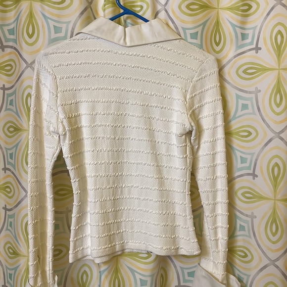 White shirt Rayure, Paris size 42 similar to US size Med/lg - Picture 4 of 4